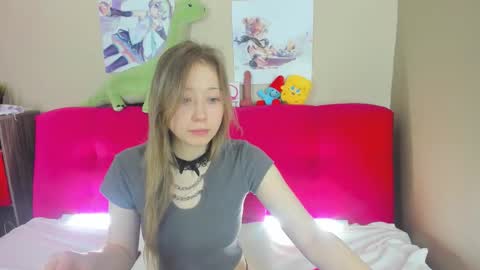 angellery online show from November 16, 12:29 pm