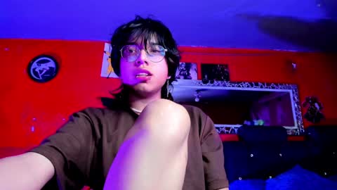 Angel  online show from February 3, 9:41 am