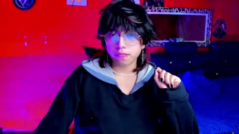 Angel  online show from February 4, 8:24 am