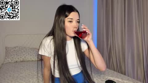 Snapshot of angellspartner chatting on October 28, 12:17 pm angellspartner online show from October 28, 12:17 pm