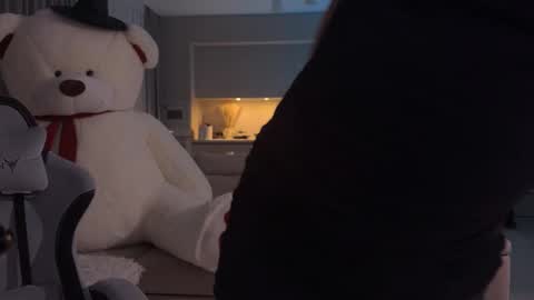 angelmi171 online show from November 23, 6:50 pm