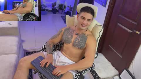 Angelo Ferro online show from February 14, 5:10 am