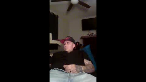 angelogallegos702 online show from December 5, 6:23 am