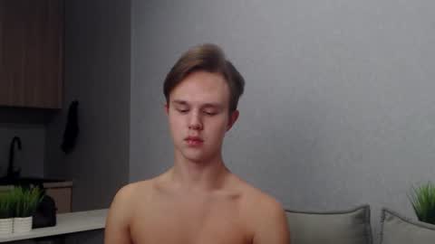 Angel online show from November 10, 8:50 am