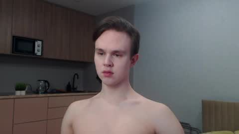 Angel online show from April 26, 3:09 pm