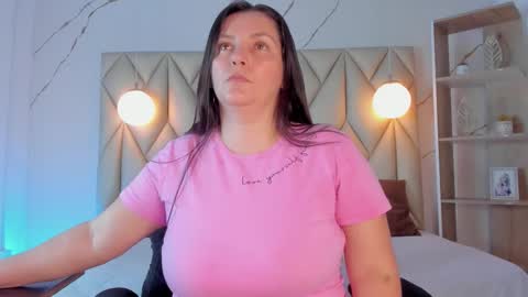 ANGIE online show from December 2, 1:53 pm