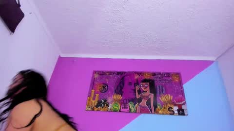 Angie online show from September 9, 11:16 pm