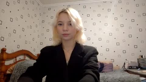 Sofa online show from December 5, 2:15 pm