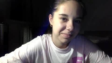 Angel Cute online show from July 4, 9:40 pm