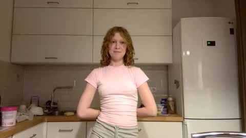 Hello My name is Sarah  im new model here and little but shy. online show from November 28, 4:58 pm