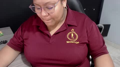Snapshot of angy_ro12 chatting on February 21, 4:16 pm angy online show from February 21, 4:16 pm