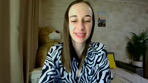 anikabloom online show from February 16, 7:45 pm