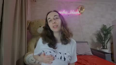 anikabloom online show from March 7, 2:57 am