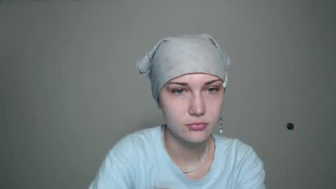 Snapshot of anisiaaa_lovesyou chatting on September 23, 6:14 pm Anisia online show from September 23, 6:14 pm
