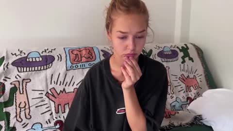 anita__hills online show from December 24, 10:22 am