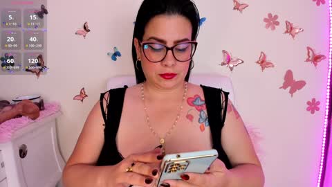 anita online show from February 4, 2:07 am