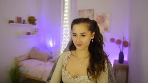 Anita Grey online show from October 24, 7:25 pm