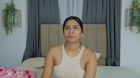 anittafoxx online show from May 2, 9:42 pm