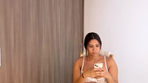 anittafoxx online show from May 14, 8:07 pm