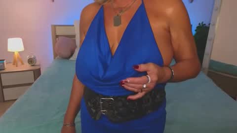 Anita online show from February 6, 10:41 am