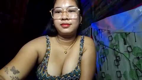 anivia15 online show from April 22, 3:52 pm