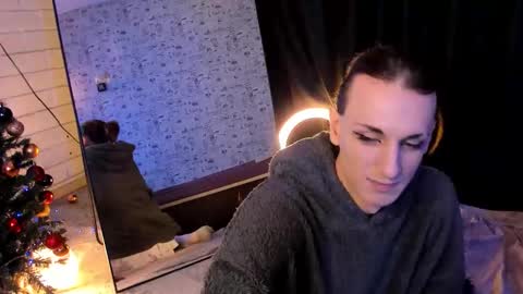 Angel online show from January 31, 7:11 pm