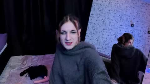 Angel online show from February 1, 7:11 pm