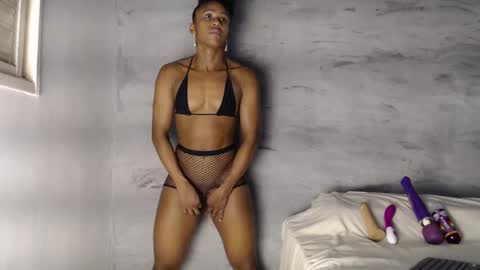 Hello My name is NaiaraPv is OPEN online show from March 4, 7:01 pm