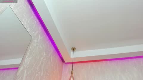 Anna online show from January 9, 12:52 pm