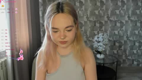 Anna online show from April 16, 7:41 am