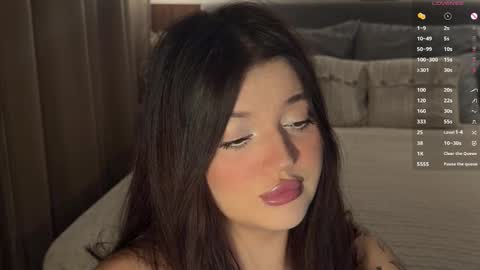 Anna online show from February 9, 7:49 pm