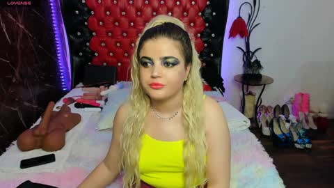 Ana   online show from April 7, 9:06 pm