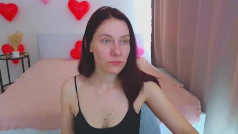 annaabels online show from February 10, 7:55 am