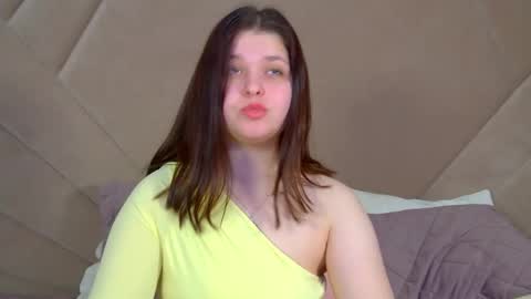 AnnaBanksy online show from May 24, 4:20 am