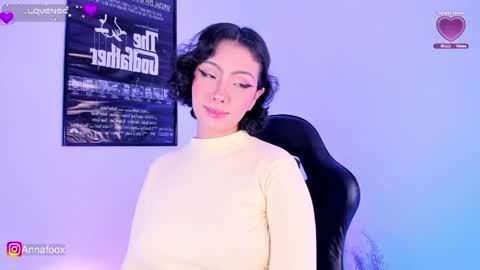 annafoox_ online show from April 2, 6:04 pm