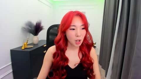 Anna online show from February 28, 7:18 pm