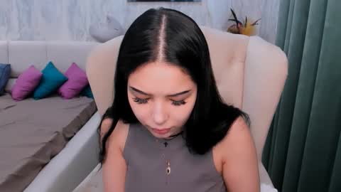 Anna online show from October 5, 11:18 am