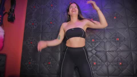  Annavi  online show from April 7, 7:05 pm