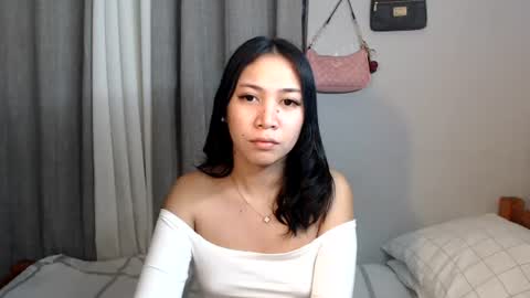 annie online show from July 1, 9:45 pm