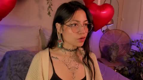 anne_cherrydh online show from February 15, 9:24 pm