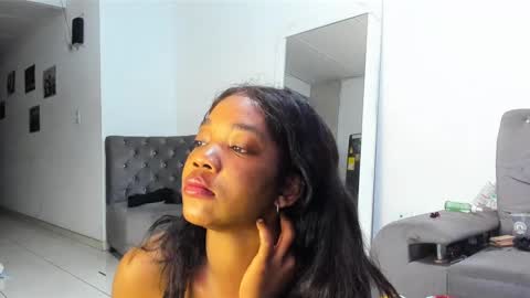 Annie  online show from February 18, 9:32 am