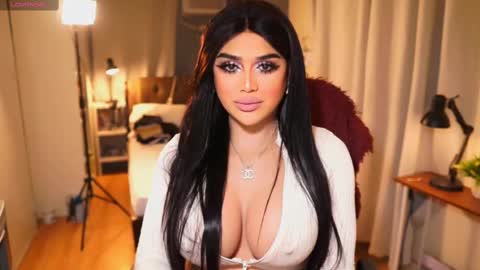 Anne Hart online show from February 21, 5:35 am