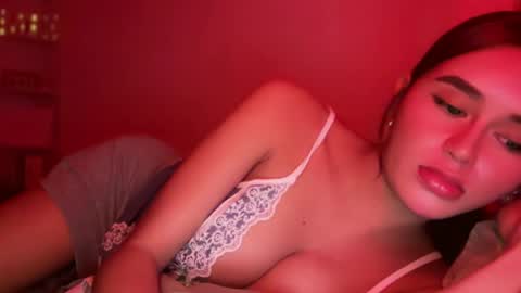 Kim online show from April 19, 6:10 pm