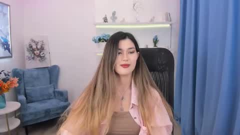 annetli online show from November 24, 7:45 pm