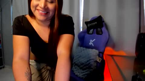 Snapshot of anni_evans_ chatting on September 10, 2:29 pm  Andre online show from September 10, 2:29 pm