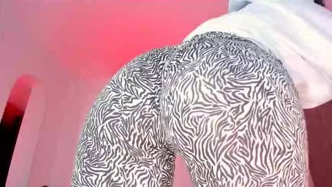 Creamy online show from March 25, 9:16 am