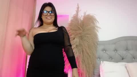 annie_20_ online show from April 10, 10:47 pm