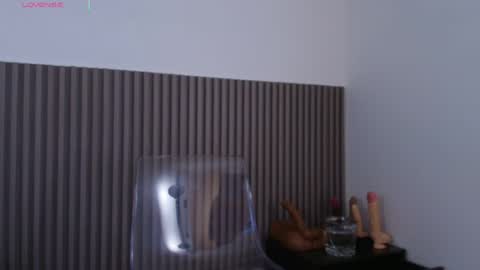 Annie online show from April 11, 7:40 pm