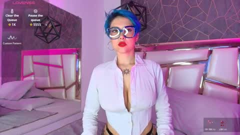 Annie  online show from October 20, 12:10 pm