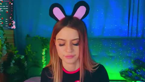 annie online show from February 12, 9:07 pm